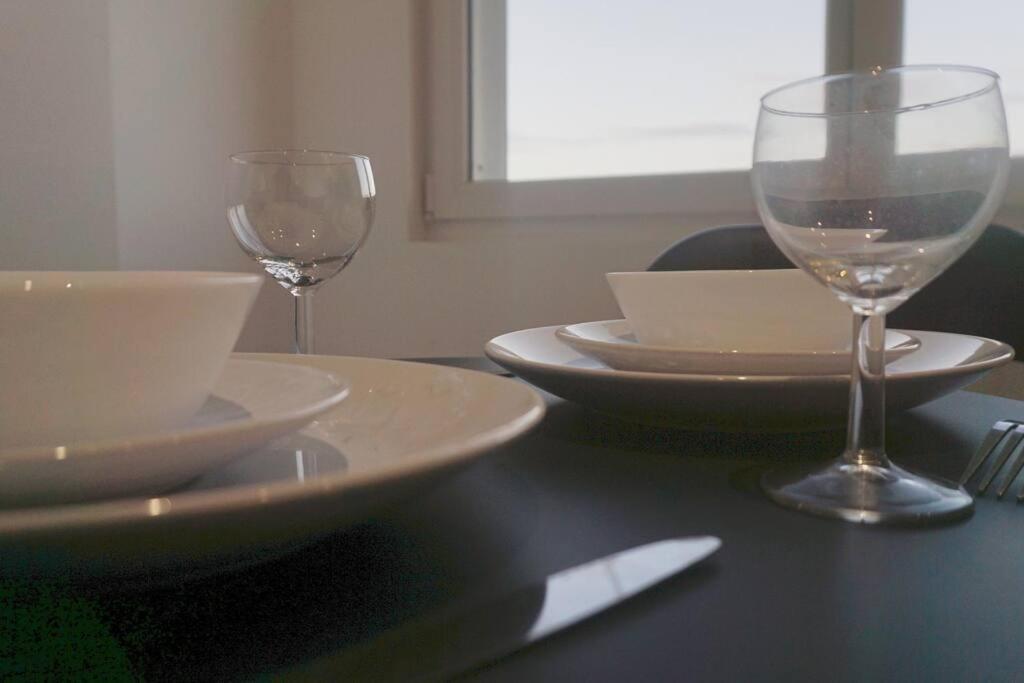 Apartamento Atypique T1 Duplex - Wifi .Parking .Proche .Gare Saint-Quentin  Exterior foto
