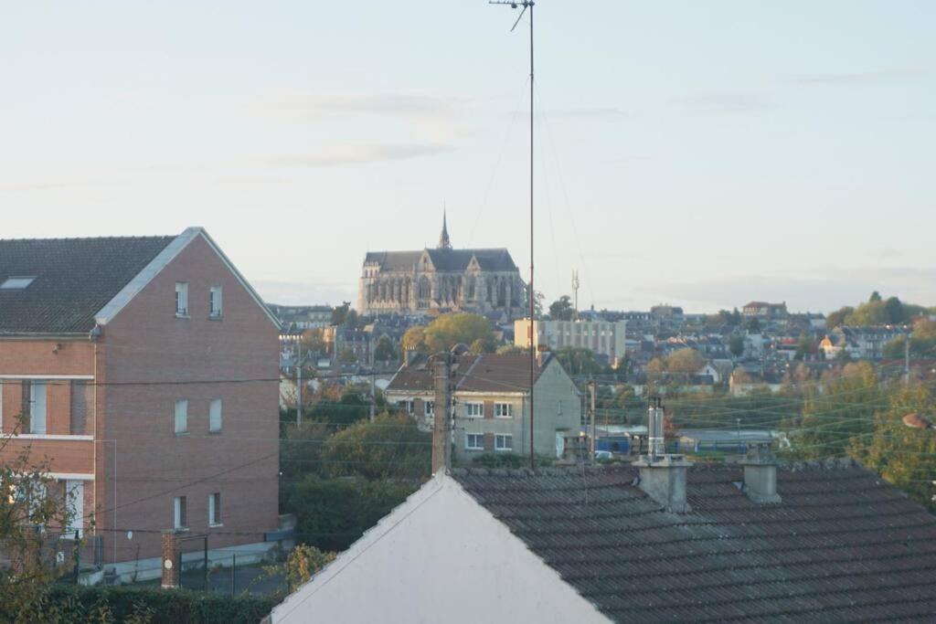 Apartamento Atypique T1 Duplex - Wifi .Parking .Proche .Gare Saint-Quentin  Exterior foto