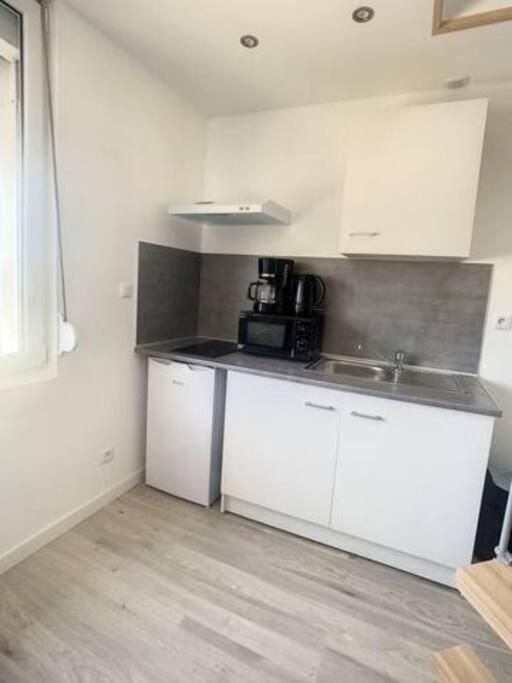 Apartamento Atypique T1 Duplex - Wifi .Parking .Proche .Gare Saint-Quentin  Exterior foto